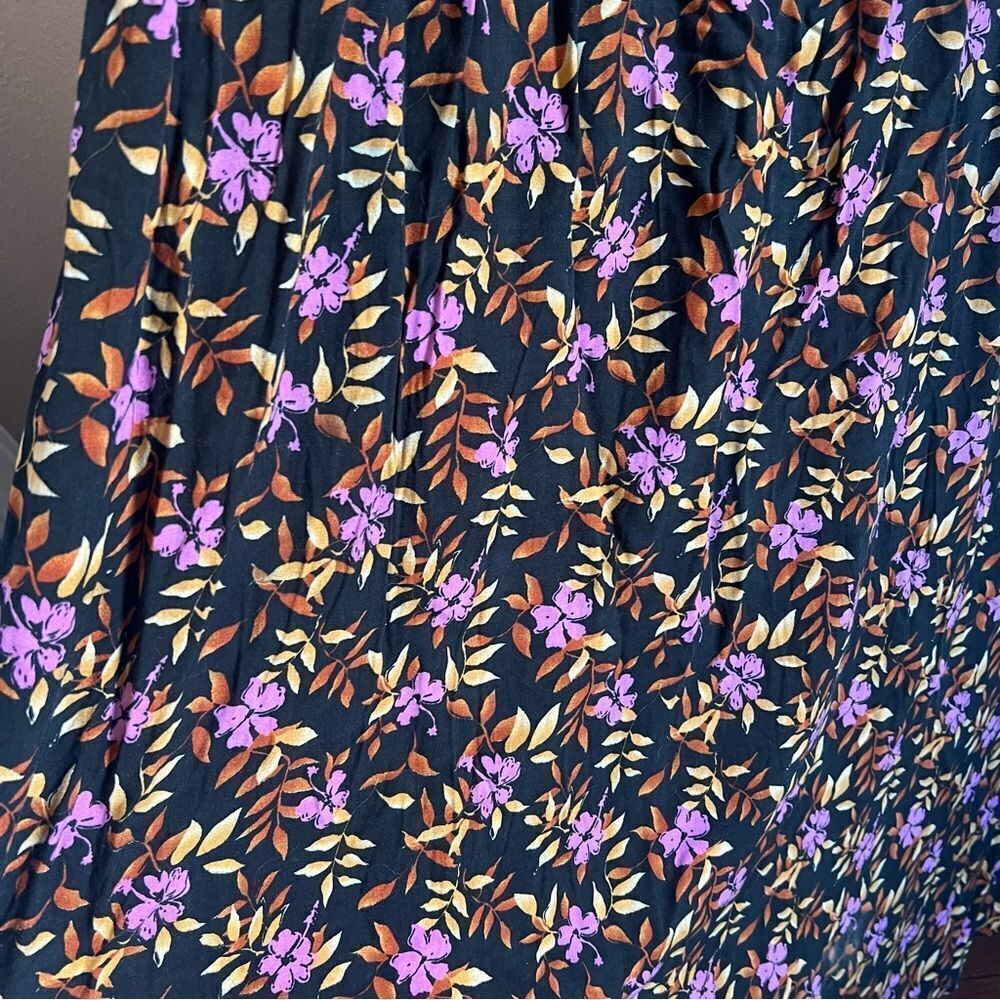 Floral Black and Purple Sleeveless Scoop Neck Maxi Sundress - Picture 4 of 7